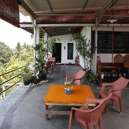 The View Padang, Amazing View, 8 Mins Mentawai Fast Ferry, Cold Beer,Close To Restaurants ปาดัง ภายนอก รูปภาพ