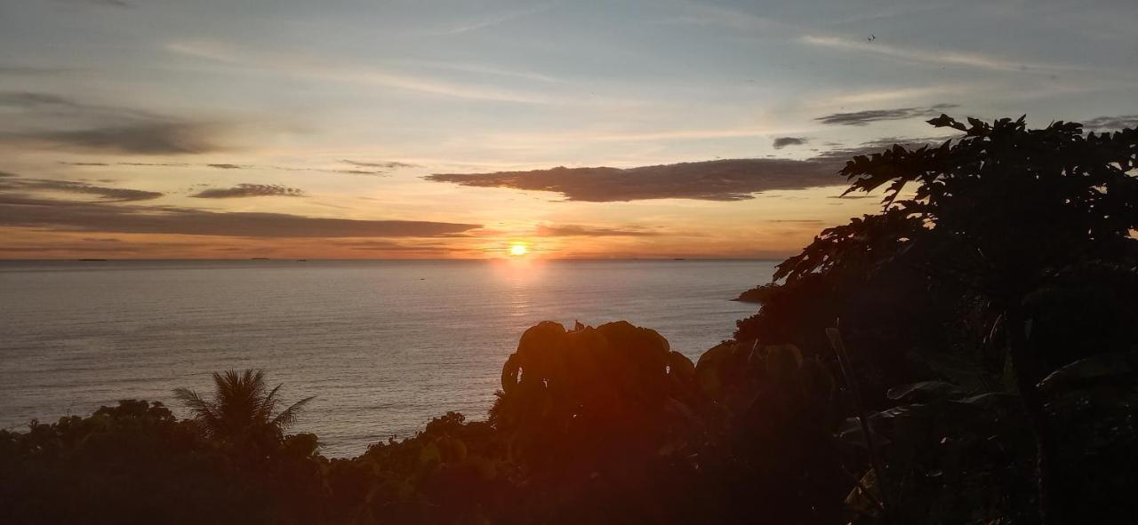 The View Padang, Amazing View, 8 Mins Mentawai Fast Ferry, Cold Beer,Close To Restaurants ปาดัง ภายนอก รูปภาพ