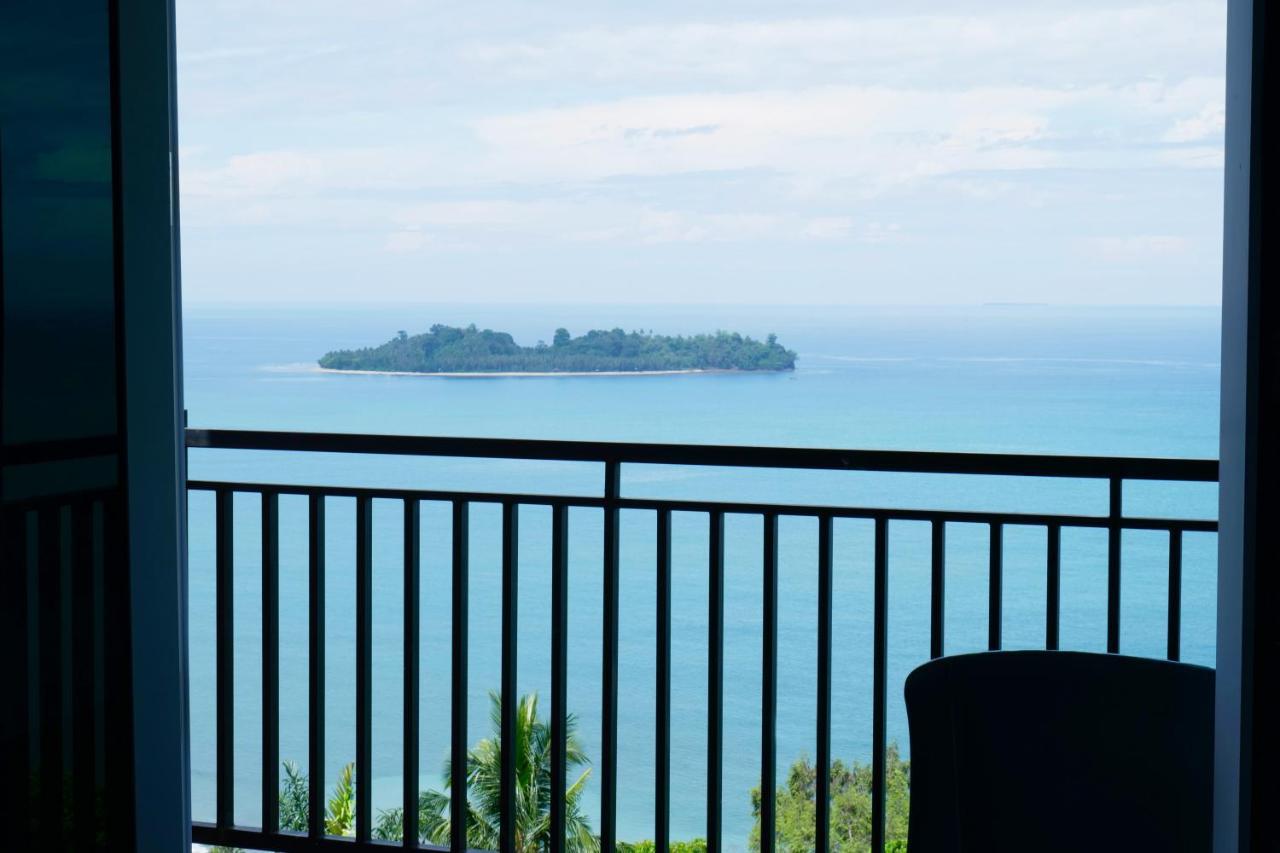 The View Padang, Amazing View, 8 Mins Mentawai Fast Ferry, Cold Beer,Close To Restaurants ปาดัง ภายนอก รูปภาพ